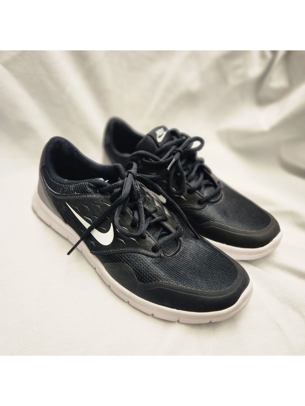 Nike Kicks Women's 10M